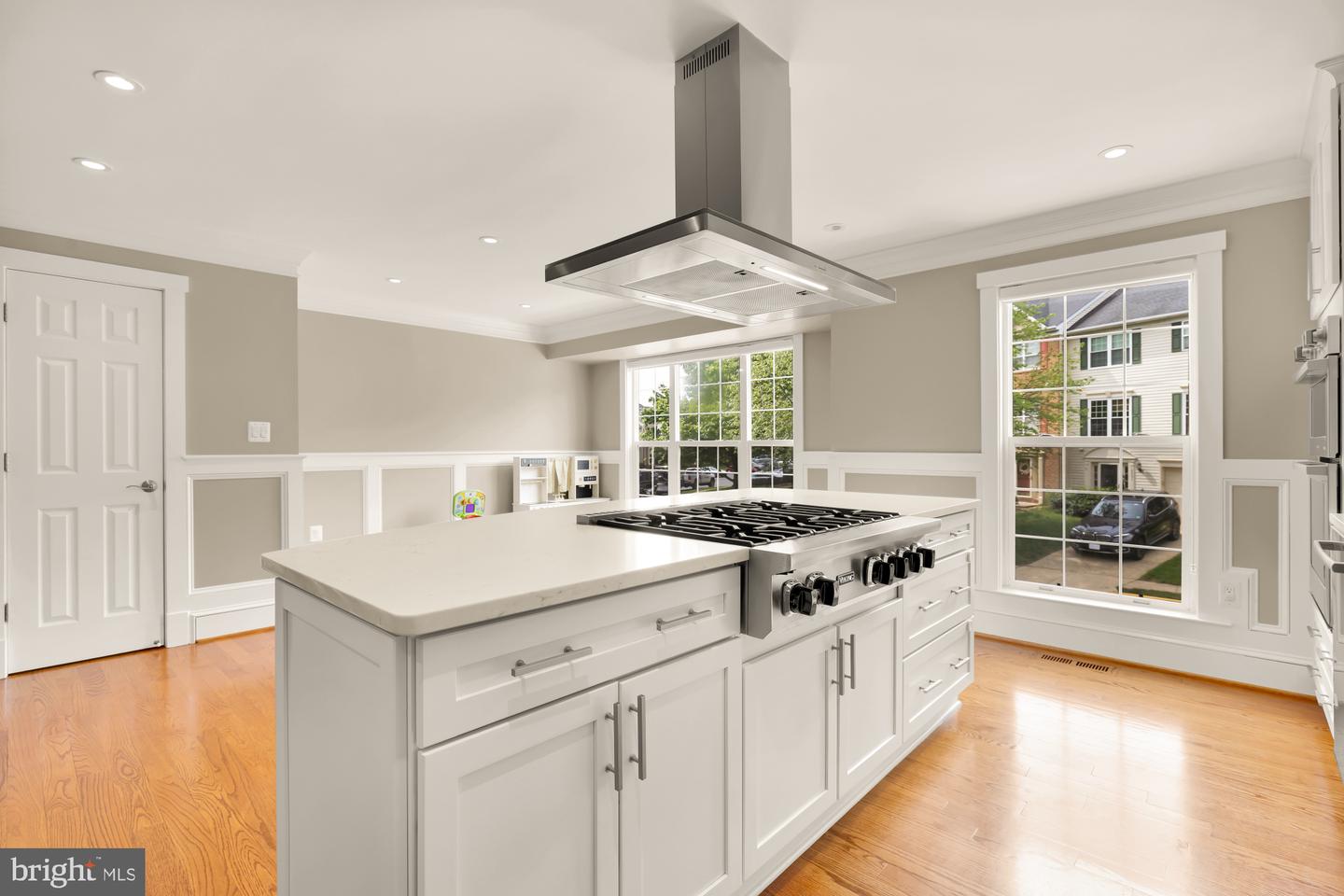 6660 KELSEY POINT CIR, ALEXANDRIA, Virginia 22315, 3 Bedrooms Bedrooms, ,2 BathroomsBathrooms,Residential,For sale,6660 KELSEY POINT CIR,VAFX2233482 MLS # VAFX2233482