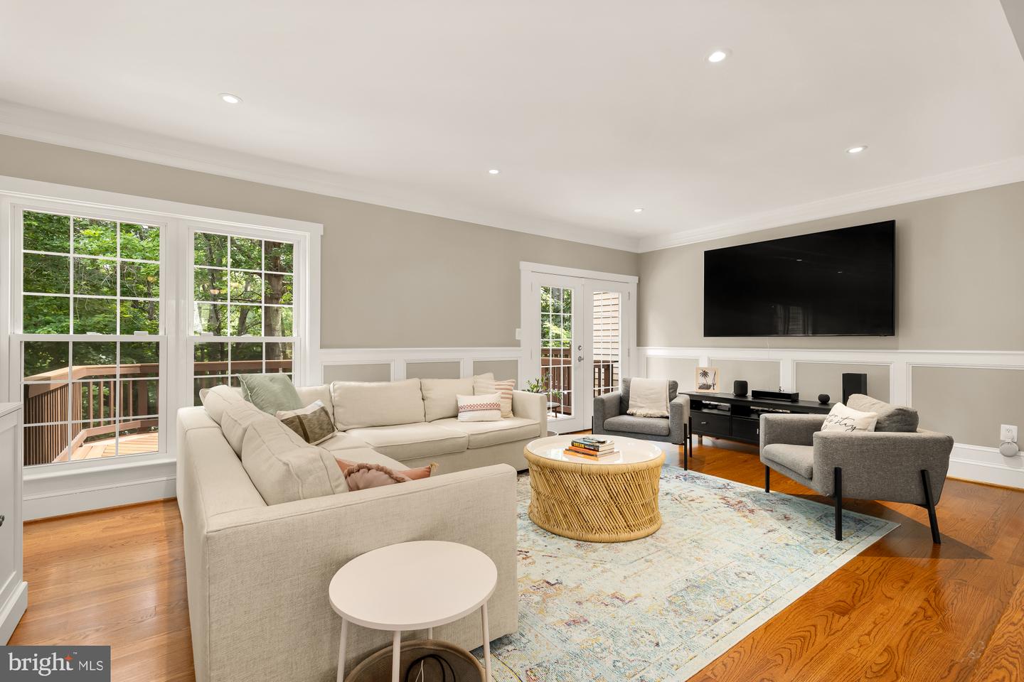 6660 KELSEY POINT CIR, ALEXANDRIA, Virginia 22315, 3 Bedrooms Bedrooms, ,2 BathroomsBathrooms,Residential,For sale,6660 KELSEY POINT CIR,VAFX2233482 MLS # VAFX2233482