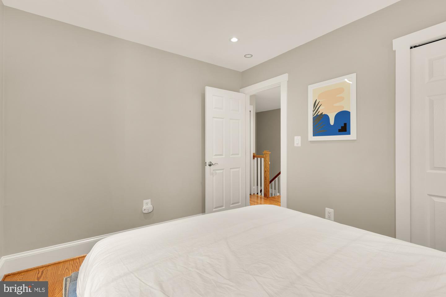 6660 KELSEY POINT CIR, ALEXANDRIA, Virginia 22315, 3 Bedrooms Bedrooms, ,2 BathroomsBathrooms,Residential,For sale,6660 KELSEY POINT CIR,VAFX2233482 MLS # VAFX2233482
