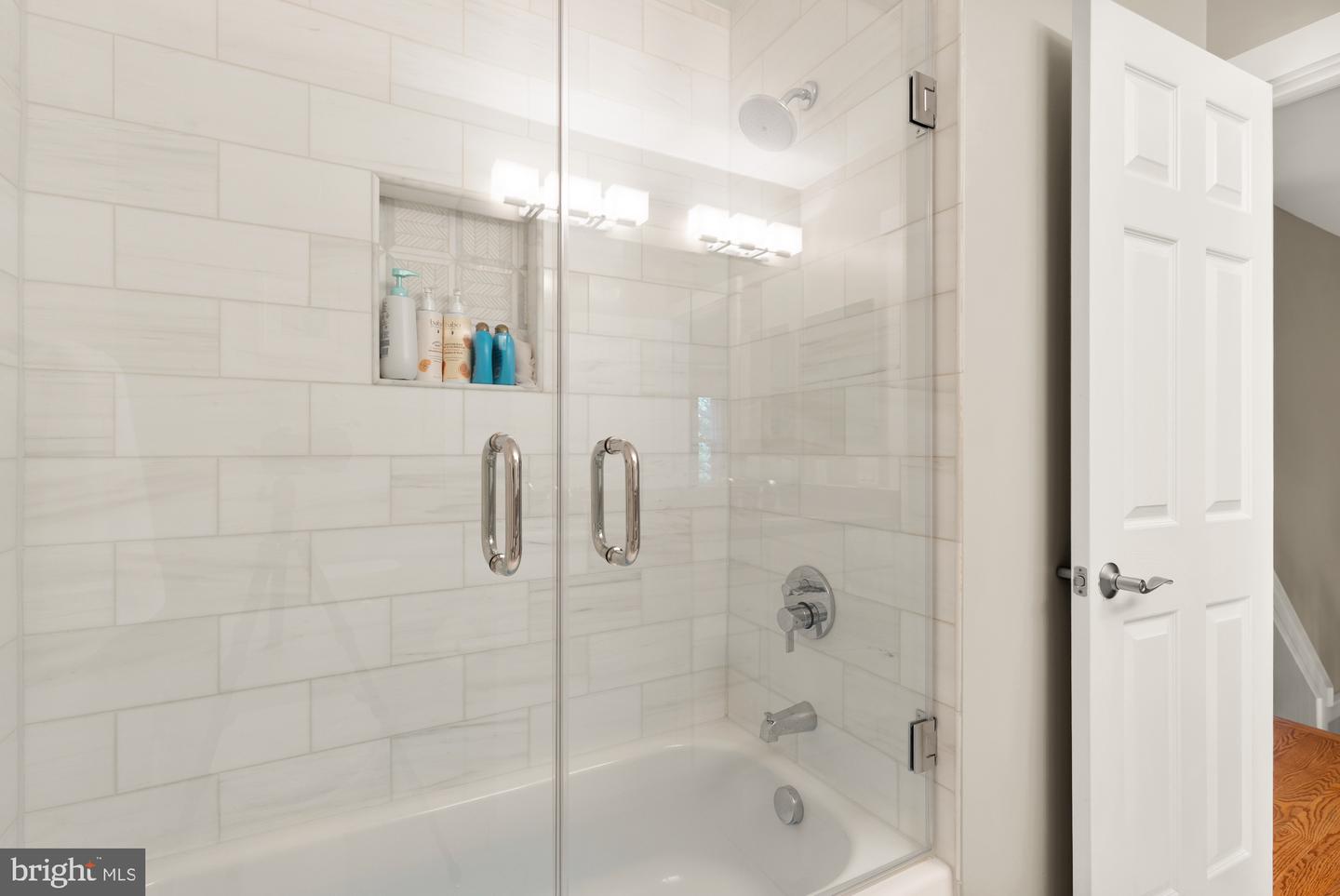 6660 KELSEY POINT CIR, ALEXANDRIA, Virginia 22315, 3 Bedrooms Bedrooms, ,2 BathroomsBathrooms,Residential,For sale,6660 KELSEY POINT CIR,VAFX2233482 MLS # VAFX2233482