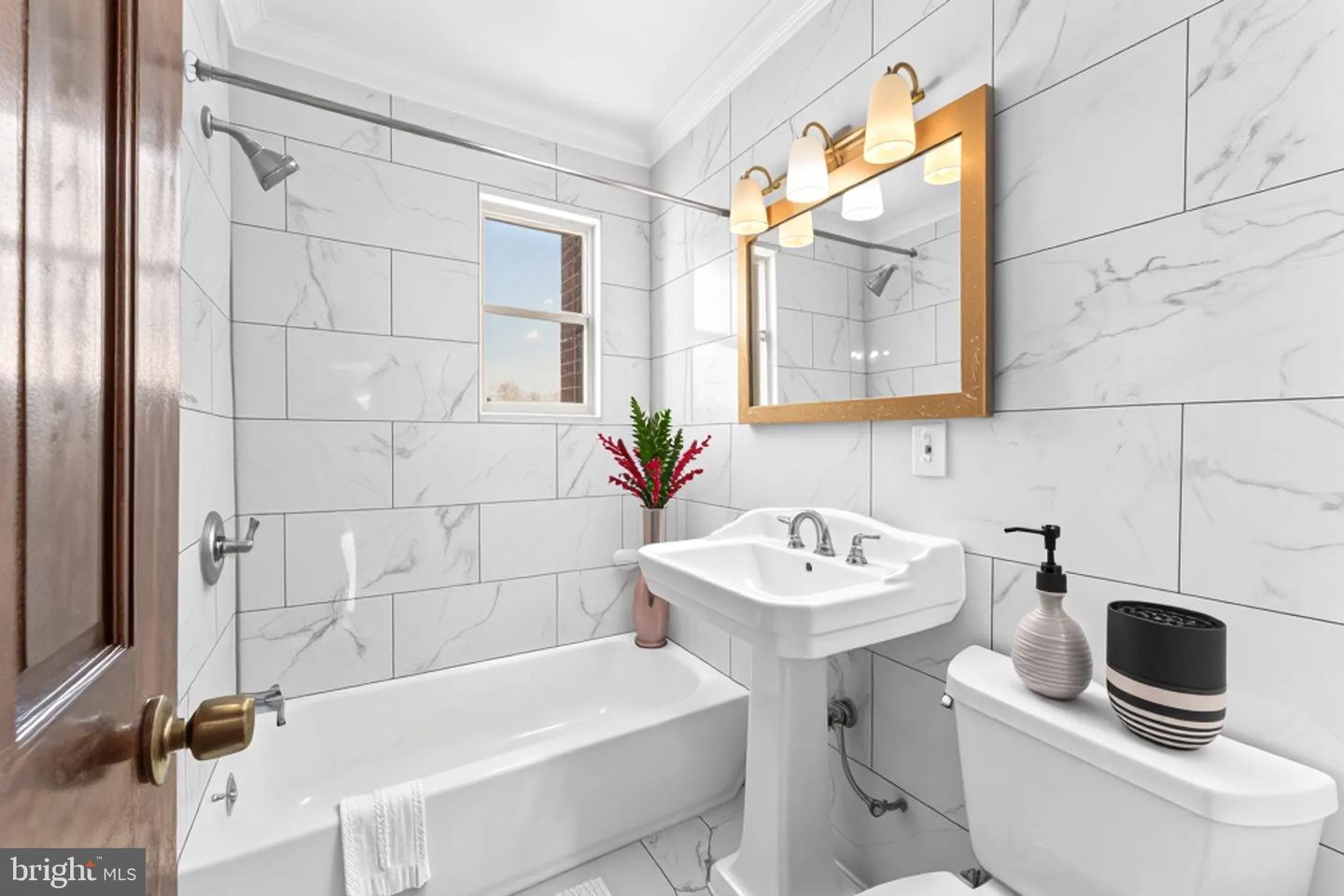 624 JEFFERSON ST NE, WASHINGTON, District Of Columbia 20011, 3 Bedrooms Bedrooms, ,2 BathroomsBathrooms,Residential,For sale,624 JEFFERSON ST NE,DCDC2196002 MLS # DCDC2196002