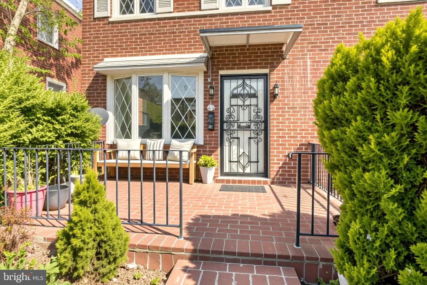 624 JEFFERSON ST NE, WASHINGTON, District Of Columbia 20011, 3 Bedrooms Bedrooms, ,2 BathroomsBathrooms,Residential,For sale,624 JEFFERSON ST NE,DCDC2196002 MLS # DCDC2196002