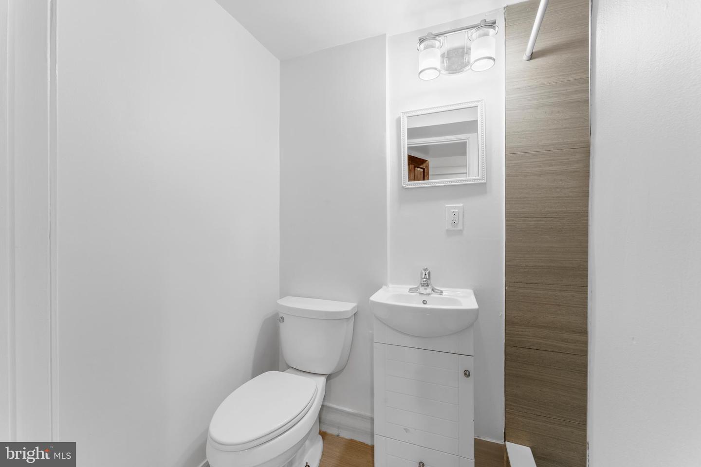 624 JEFFERSON ST NE, WASHINGTON, District Of Columbia 20011, 3 Bedrooms Bedrooms, ,2 BathroomsBathrooms,Residential,For sale,624 JEFFERSON ST NE,DCDC2196002 MLS # DCDC2196002