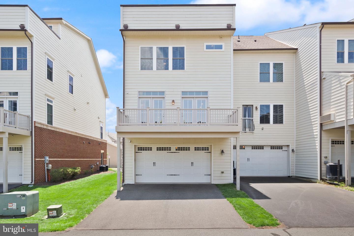20790 DUXBURY TER, ASHBURN, Virginia 20147, 4 Bedrooms Bedrooms, ,3 BathroomsBathrooms,Residential,For sale,20790 DUXBURY TER,VALO2095326 MLS # VALO2095326