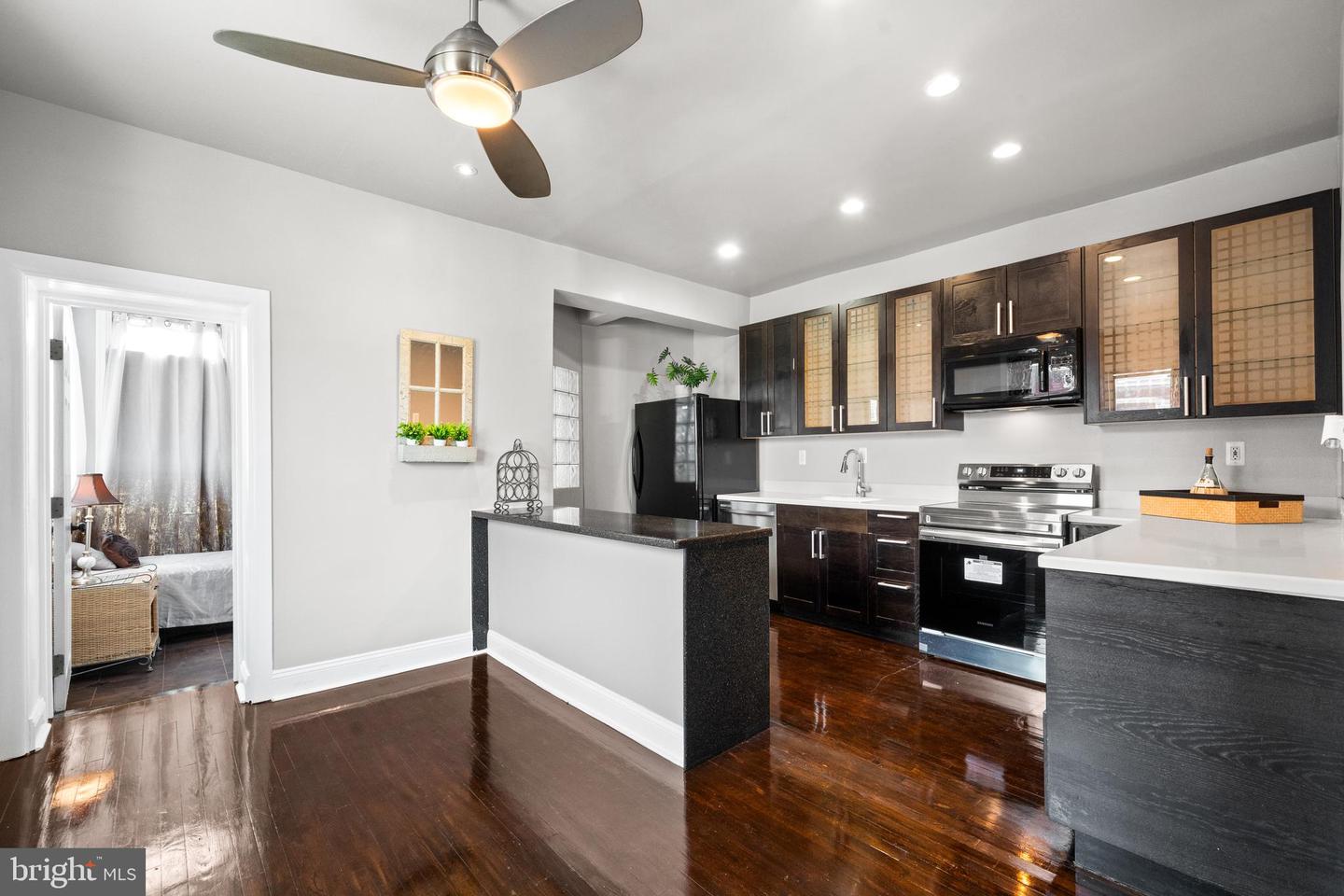 3700 13TH ST NW, WASHINGTON, District Of Columbia 20010, 6 Bedrooms Bedrooms, ,4 BathroomsBathrooms,Residential,For sale,3700 13TH ST NW,DCDC2198804 MLS # DCDC2198804