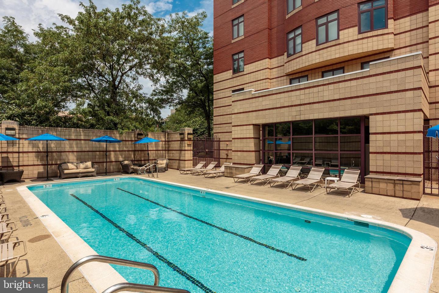 2400 CLARENDON BLVD #916, ARLINGTON, Virginia 22201, 2 Bedrooms Bedrooms, ,1 BathroomBathrooms,Residential,For sale,2400 CLARENDON BLVD #916,VAAR2057332 MLS # VAAR2057332