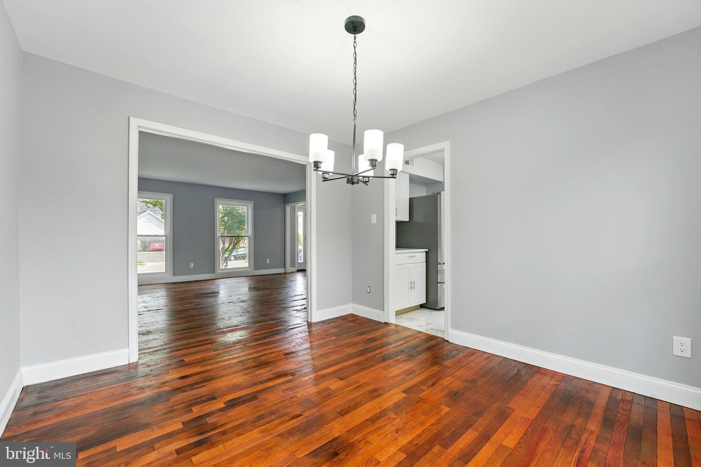 6768 MORNING RIDE CIR, ALEXANDRIA, Virginia 22315, 4 Bedrooms Bedrooms, ,3 BathroomsBathrooms,Residential,For sale,6768 MORNING RIDE CIR,VAFX2241514 MLS # VAFX2241514