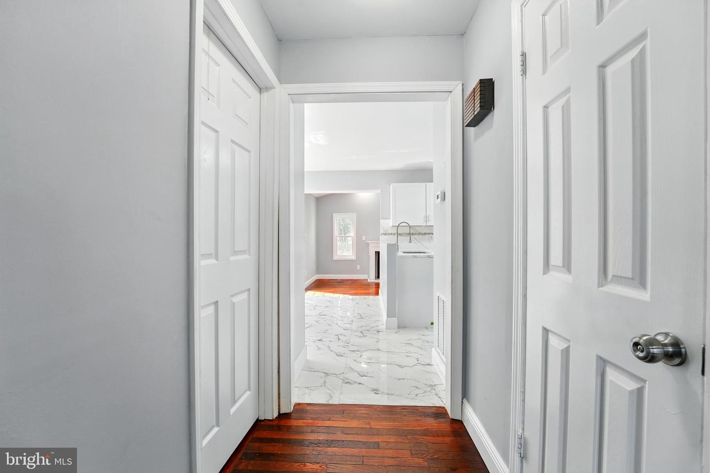 6768 MORNING RIDE CIR, ALEXANDRIA, Virginia 22315, 4 Bedrooms Bedrooms, ,3 BathroomsBathrooms,Residential,For sale,6768 MORNING RIDE CIR,VAFX2241514 MLS # VAFX2241514