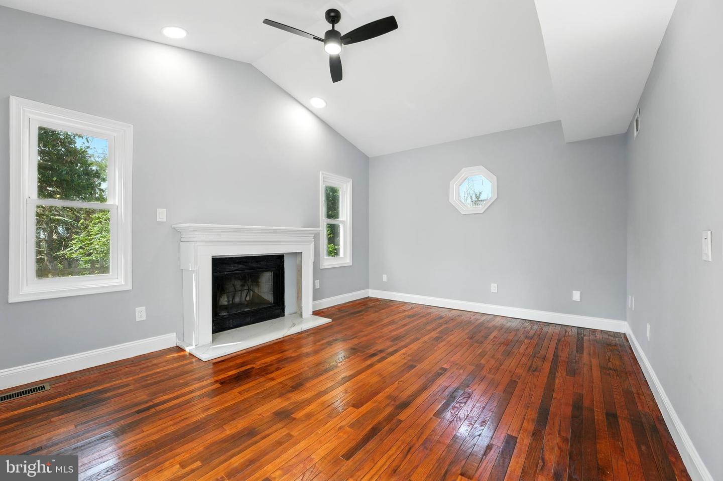 6768 MORNING RIDE CIR, ALEXANDRIA, Virginia 22315, 4 Bedrooms Bedrooms, ,3 BathroomsBathrooms,Residential,For sale,6768 MORNING RIDE CIR,VAFX2241514 MLS # VAFX2241514