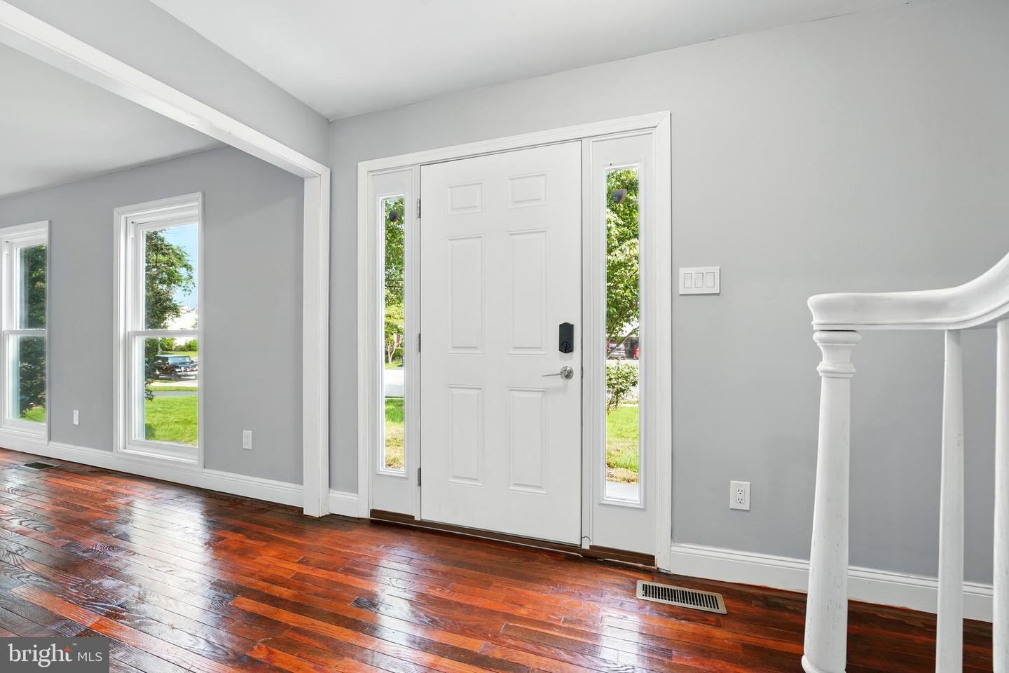 6768 MORNING RIDE CIR, ALEXANDRIA, Virginia 22315, 4 Bedrooms Bedrooms, ,3 BathroomsBathrooms,Residential,For sale,6768 MORNING RIDE CIR,VAFX2241514 MLS # VAFX2241514