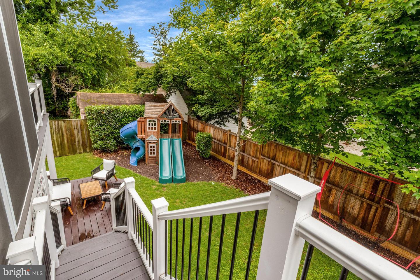 5725 25TH ST N, ARLINGTON, Virginia 22207, 5 Bedrooms Bedrooms, ,4 BathroomsBathrooms,Residential,For sale,5725 25TH ST N,VAAR2058068 MLS # VAAR2058068