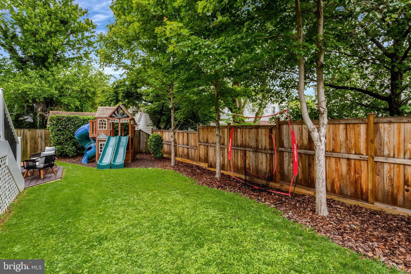 5725 25TH ST N, ARLINGTON, Virginia 22207, 5 Bedrooms Bedrooms, ,4 BathroomsBathrooms,Residential,For sale,5725 25TH ST N,VAAR2058068 MLS # VAAR2058068