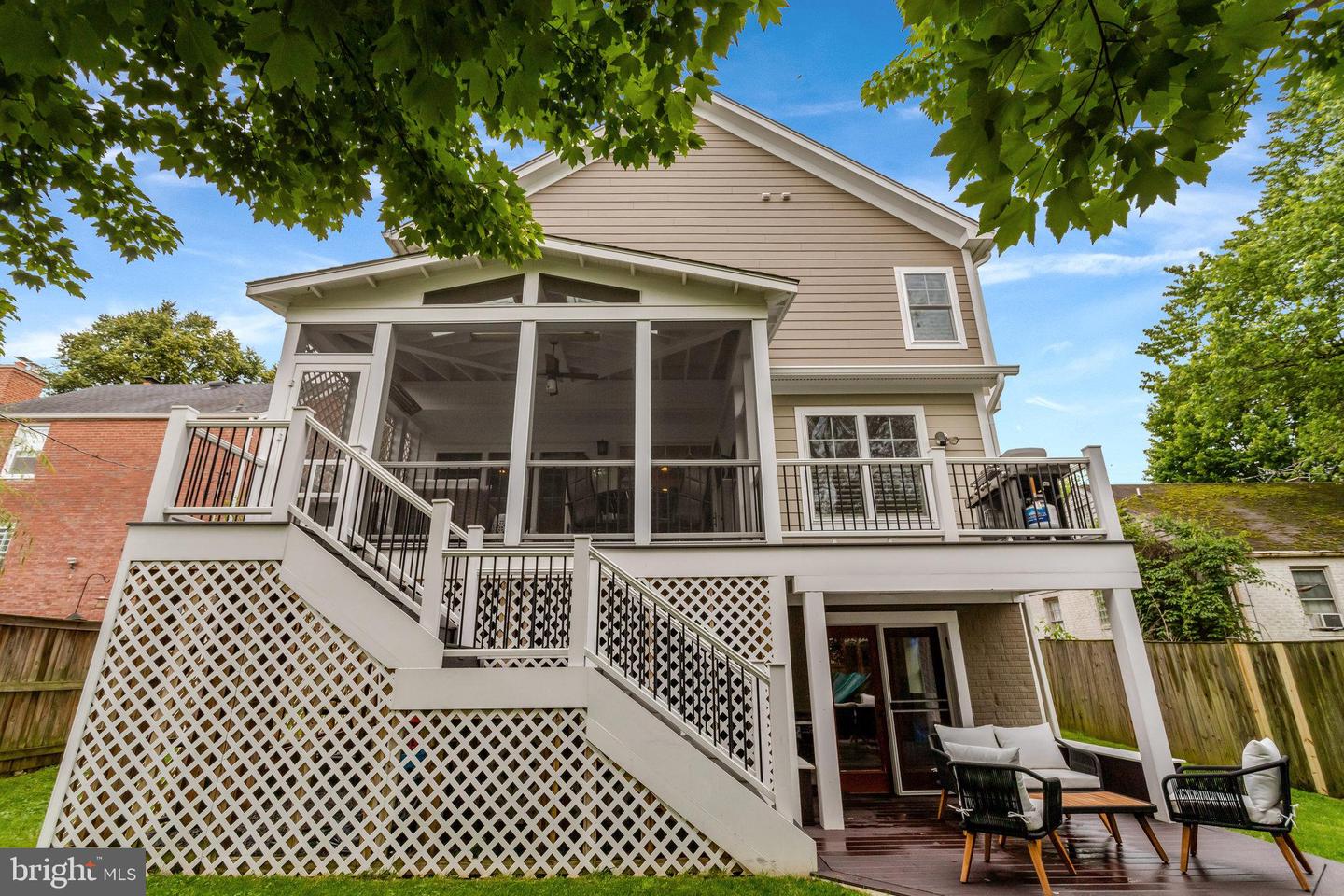 5725 25TH ST N, ARLINGTON, Virginia 22207, 5 Bedrooms Bedrooms, ,4 BathroomsBathrooms,Residential,For sale,5725 25TH ST N,VAAR2058068 MLS # VAAR2058068