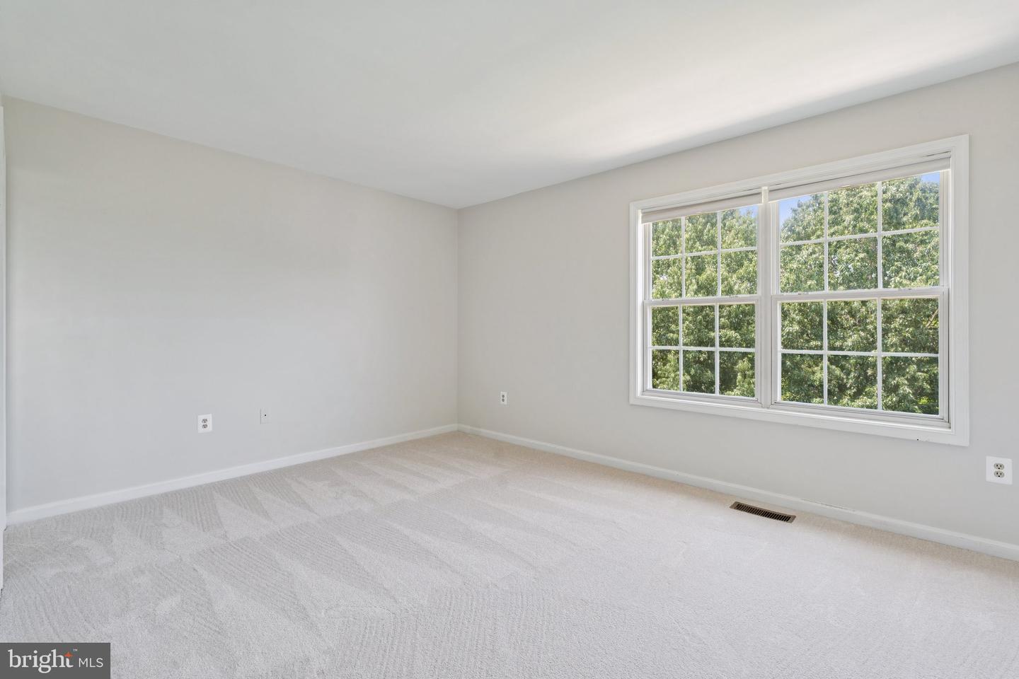 546 HIGHLAND TOWNE LN, WARRENTON, Virginia 20186, 2 Bedrooms Bedrooms, ,2 BathroomsBathrooms,Residential,For sale,546 HIGHLAND TOWNE LN,VAFQ2016786 MLS # VAFQ2016786