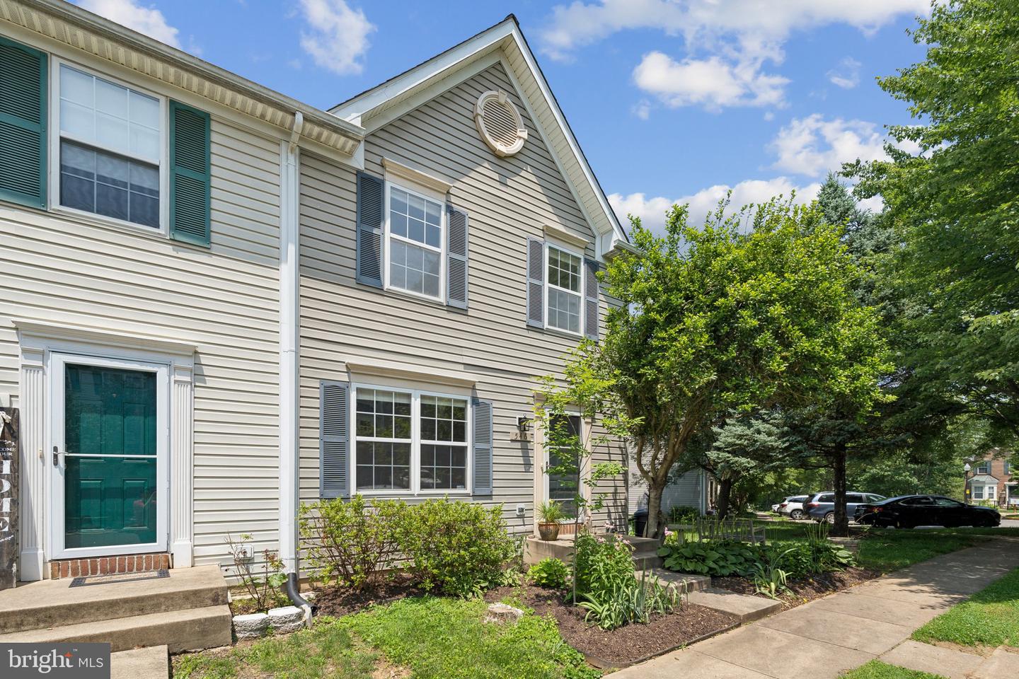 546 HIGHLAND TOWNE LN, WARRENTON, Virginia 20186, 2 Bedrooms Bedrooms, ,2 BathroomsBathrooms,Residential,For sale,546 HIGHLAND TOWNE LN,VAFQ2016786 MLS # VAFQ2016786