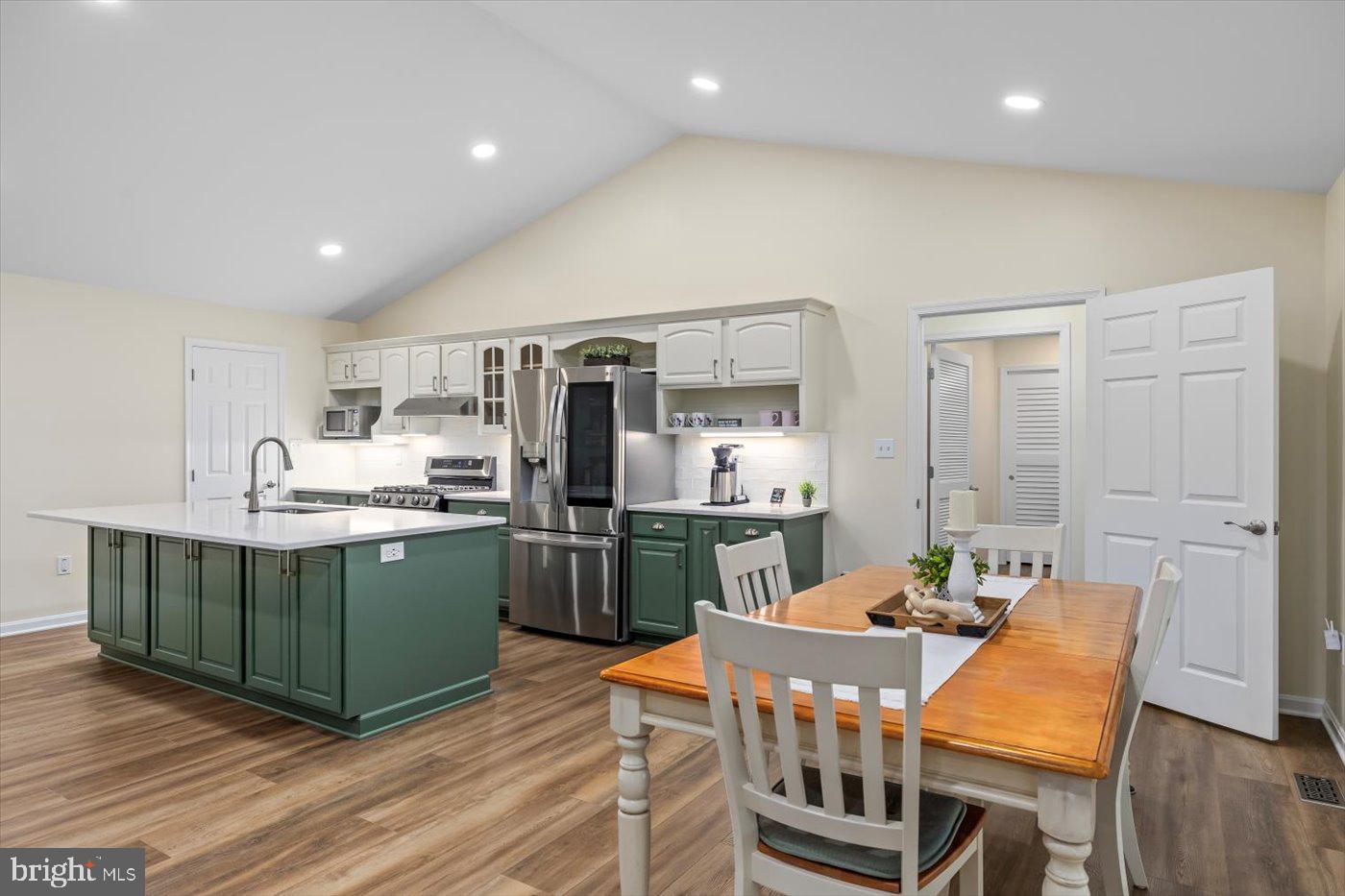 30 BROOKSTONE DR, FREDERICKSBURG, Virginia 22405, 5 Bedrooms Bedrooms, ,3 BathroomsBathrooms,Residential,For sale,30 BROOKSTONE DR,VAST2039128 MLS # VAST2039128