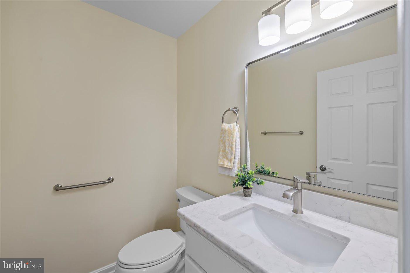 30 BROOKSTONE DR, FREDERICKSBURG, Virginia 22405, 5 Bedrooms Bedrooms, ,3 BathroomsBathrooms,Residential,For sale,30 BROOKSTONE DR,VAST2039128 MLS # VAST2039128