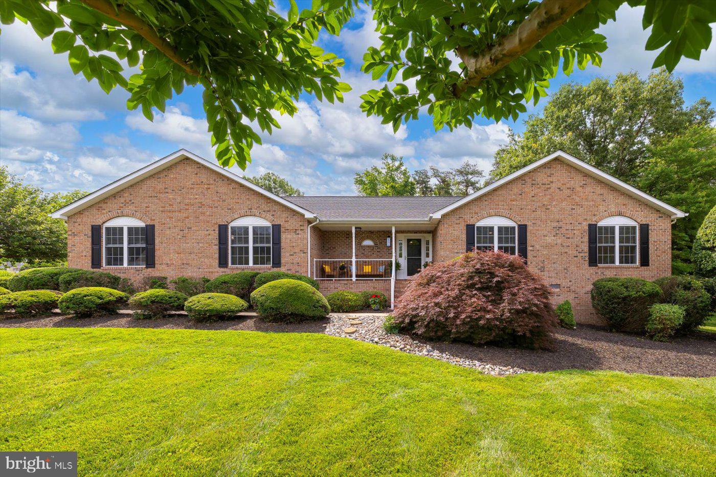 30 BROOKSTONE DR, FREDERICKSBURG, Virginia 22405, 5 Bedrooms Bedrooms, ,3 BathroomsBathrooms,Residential,For sale,30 BROOKSTONE DR,VAST2039128 MLS # VAST2039128