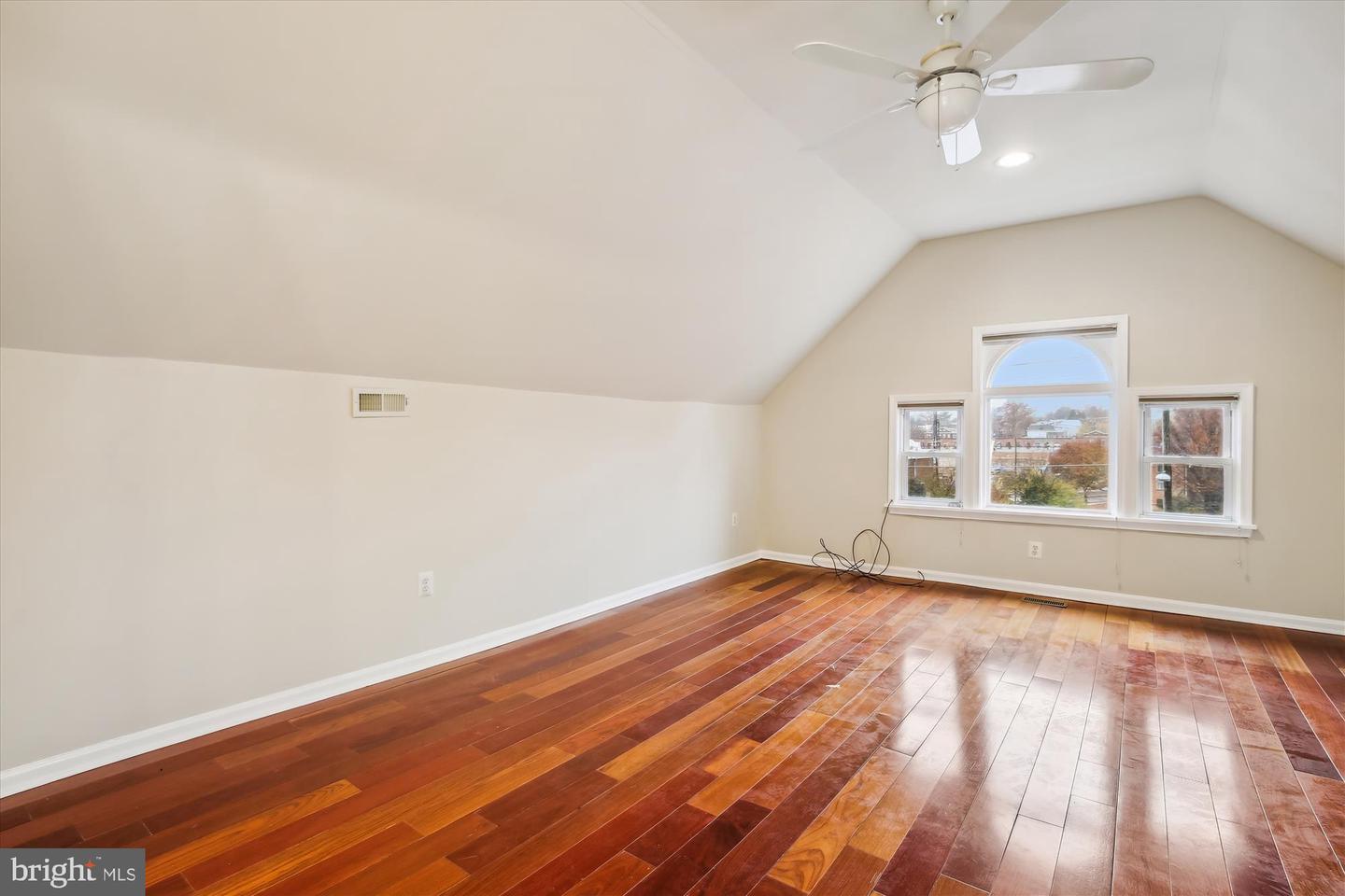 4729 NW 13TH ST NW, WASHINGTON, District Of Columbia 20011, 5 Bedrooms Bedrooms, ,4 BathroomsBathrooms,Residential,For sale,4729 NW 13TH ST NW,DCDC2119698 MLS # DCDC2119698