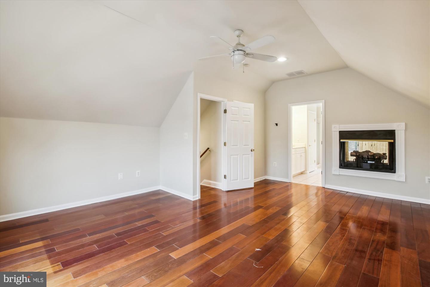 4729 NW 13TH ST NW, WASHINGTON, District Of Columbia 20011, 5 Bedrooms Bedrooms, ,4 BathroomsBathrooms,Residential,For sale,4729 NW 13TH ST NW,DCDC2119698 MLS # DCDC2119698