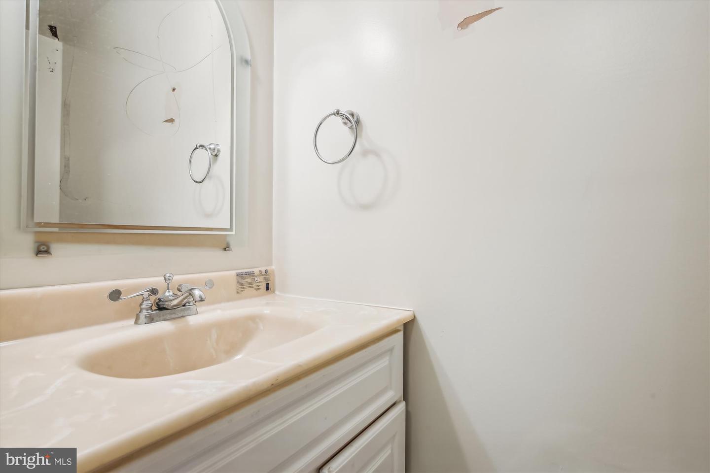 4729 NW 13TH ST NW, WASHINGTON, District Of Columbia 20011, 5 Bedrooms Bedrooms, ,4 BathroomsBathrooms,Residential,For sale,4729 NW 13TH ST NW,DCDC2119698 MLS # DCDC2119698