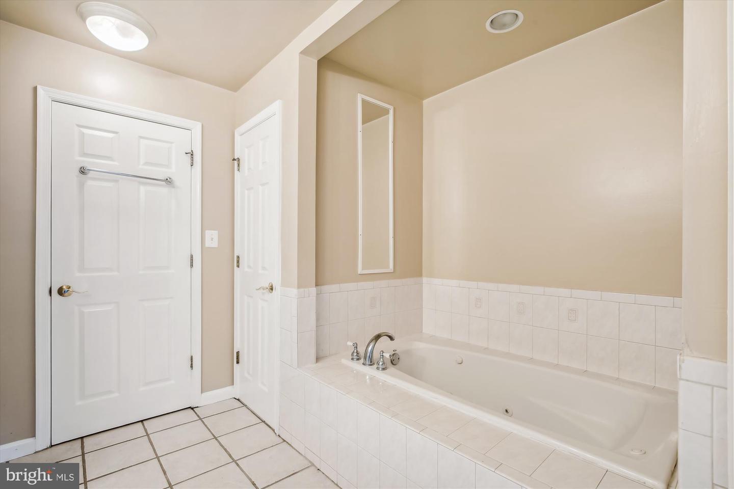 4729 NW 13TH ST NW, WASHINGTON, District Of Columbia 20011, 5 Bedrooms Bedrooms, ,4 BathroomsBathrooms,Residential,For sale,4729 NW 13TH ST NW,DCDC2119698 MLS # DCDC2119698