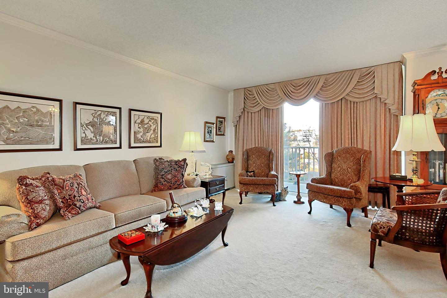 1225 MARTHA CUSTIS DR #319, ALEXANDRIA, Virginia 22302, 3 Bedrooms Bedrooms, ,2 BathroomsBathrooms,Residential,For sale,1225 MARTHA CUSTIS DR #319,VAAX2039854 MLS # VAAX2039854