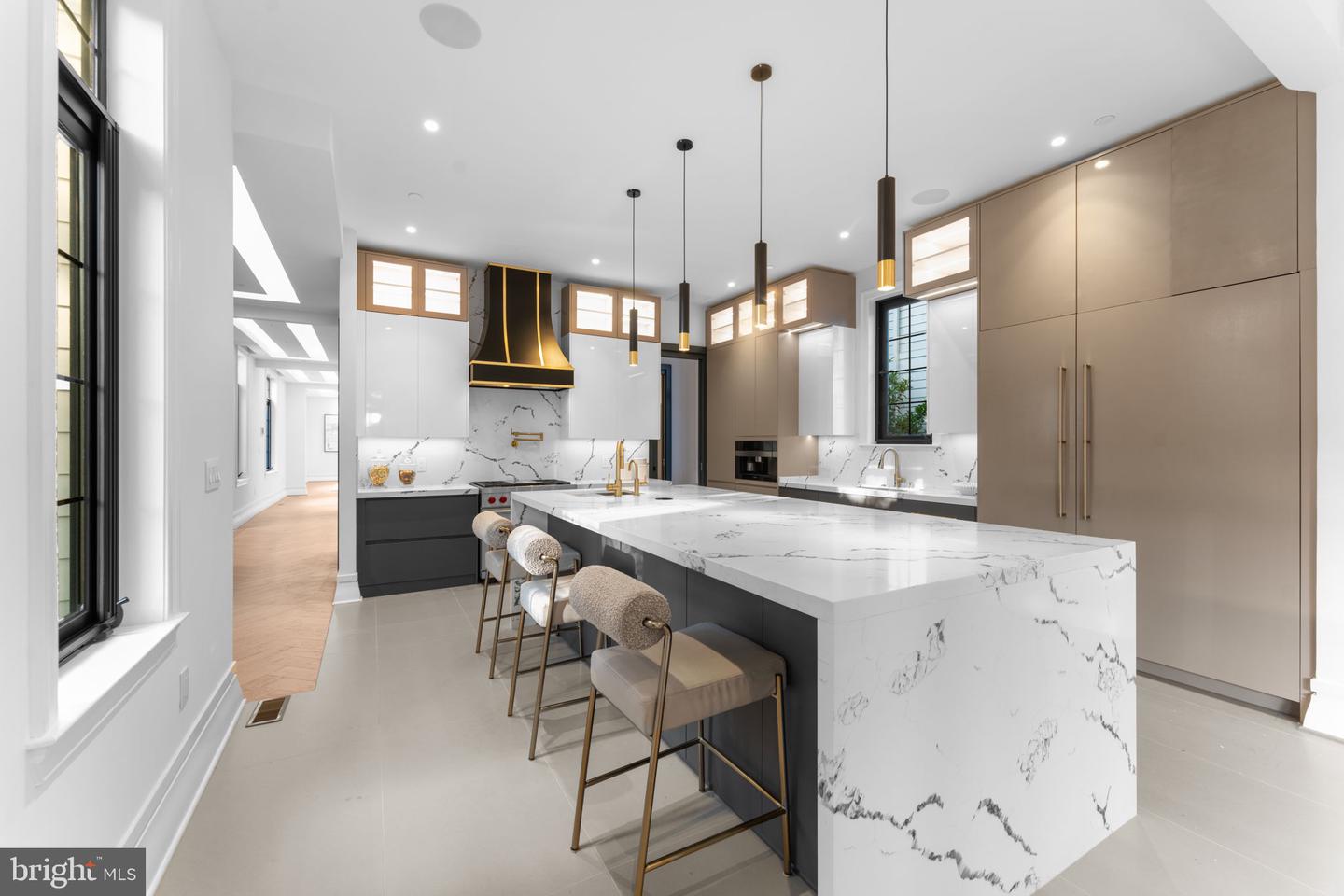 3819 NW ALBEMARLE ST NW, WASHINGTON, District Of Columbia 20016, 4 Bedrooms Bedrooms, ,3 BathroomsBathrooms,Residential,For sale,3819 NW ALBEMARLE ST NW,DCDC2175548 MLS # DCDC2175548
