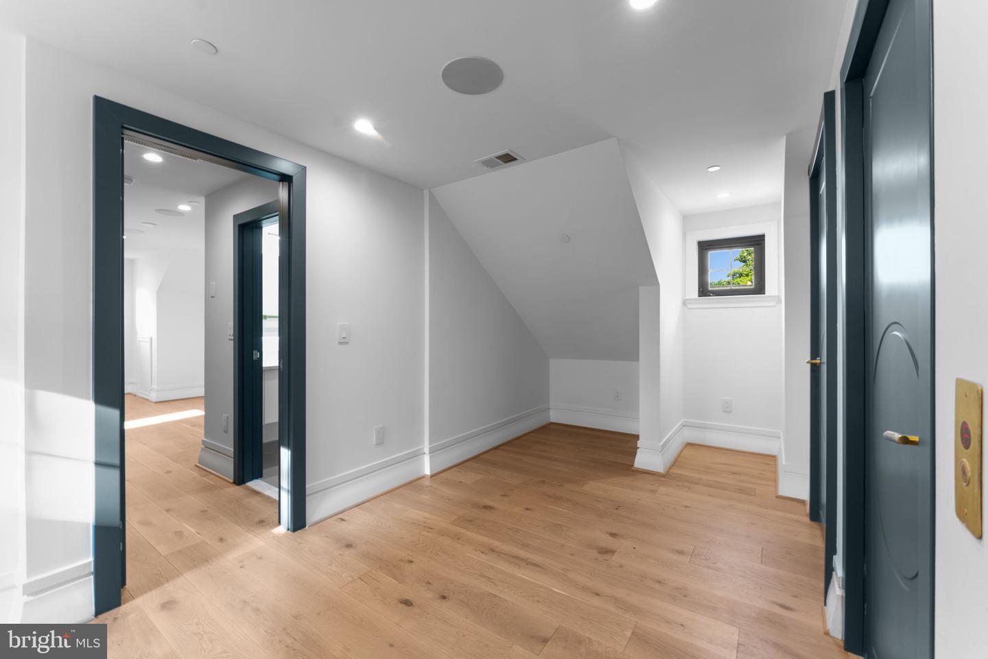 3819 NW ALBEMARLE ST NW, WASHINGTON, District Of Columbia 20016, 4 Bedrooms Bedrooms, ,3 BathroomsBathrooms,Residential,For sale,3819 NW ALBEMARLE ST NW,DCDC2175548 MLS # DCDC2175548