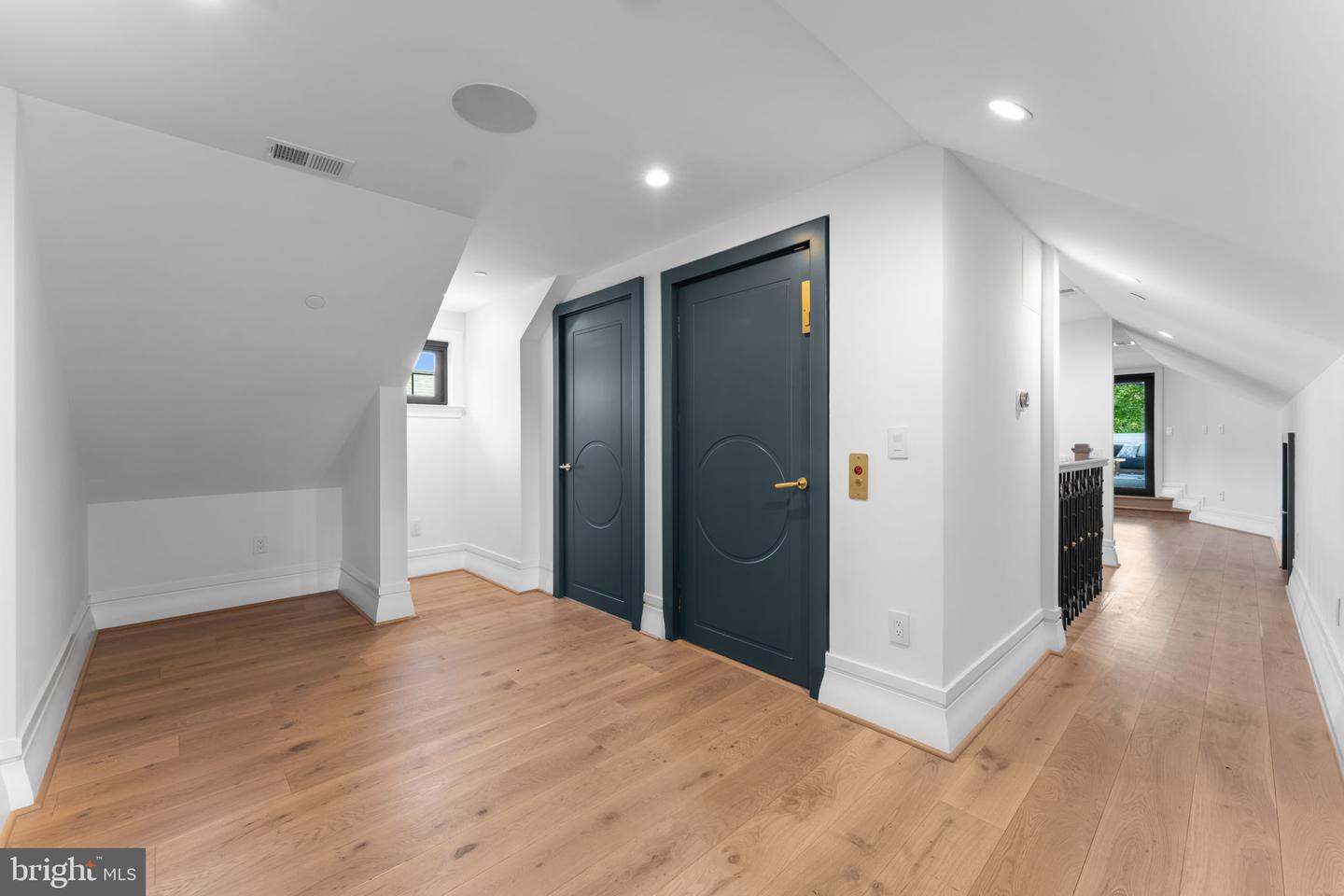3819 NW ALBEMARLE ST NW, WASHINGTON, District Of Columbia 20016, 4 Bedrooms Bedrooms, ,3 BathroomsBathrooms,Residential,For sale,3819 NW ALBEMARLE ST NW,DCDC2175548 MLS # DCDC2175548