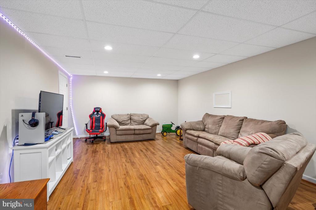 279 CARRIAGE LN, MADISON, Virginia 22727, 3 Bedrooms Bedrooms, ,3 BathroomsBathrooms,Residential,279 CARRIAGE LN,VAMA2002198 MLS # VAMA2002198