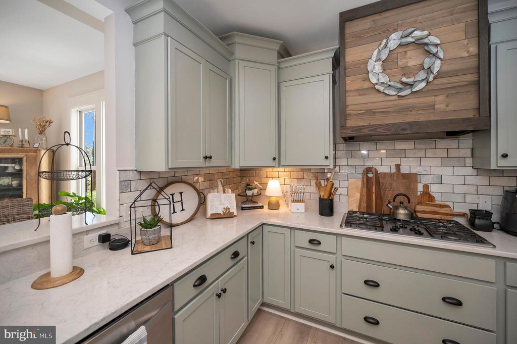 11001 WATERSTONE PL, SPOTSYLVANIA, Virginia 22551, 5 Bedrooms Bedrooms, ,4 BathroomsBathrooms,Residential,11001 WATERSTONE PL,VASP2033666 MLS # VASP2033666