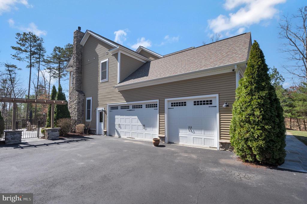 11001 WATERSTONE PL, SPOTSYLVANIA, Virginia 22551, 5 Bedrooms Bedrooms, ,4 BathroomsBathrooms,Residential,11001 WATERSTONE PL,VASP2033666 MLS # VASP2033666