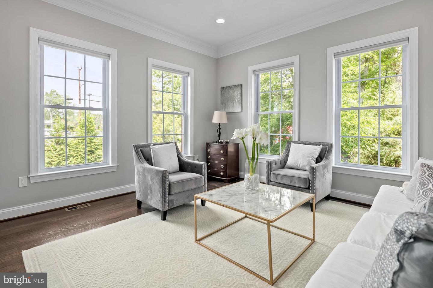 7911 FORT HUNT RD, ALEXANDRIA, Virginia 22308, 7 Bedrooms Bedrooms, ,8 BathroomsBathrooms,Residential,For sale,7911 FORT HUNT RD,VAFX2225292 MLS # VAFX2225292
