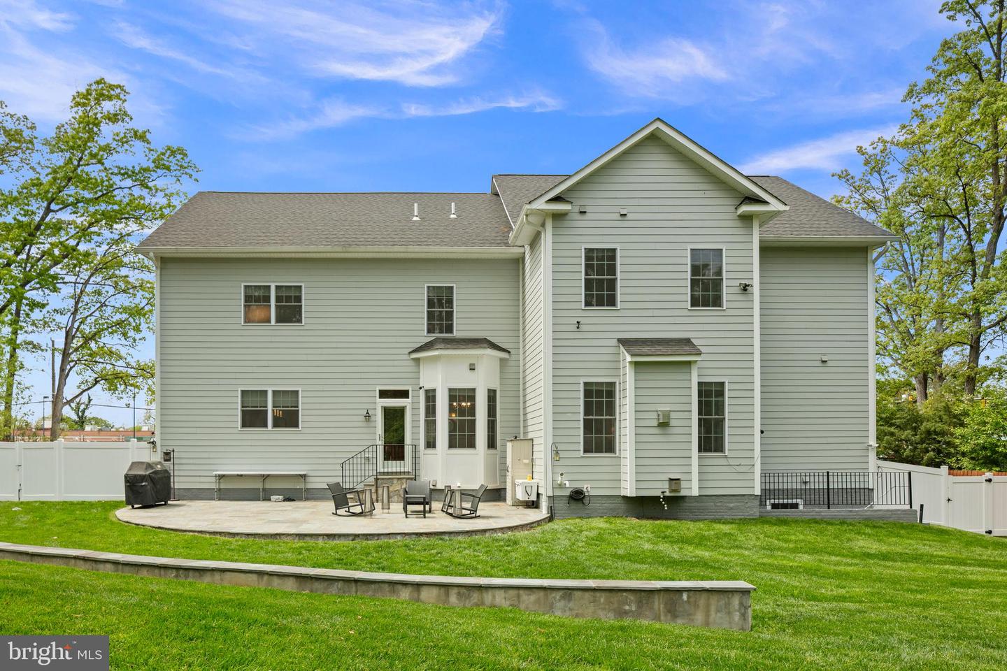 7911 FORT HUNT RD, ALEXANDRIA, Virginia 22308, 7 Bedrooms Bedrooms, ,8 BathroomsBathrooms,Residential,For sale,7911 FORT HUNT RD,VAFX2225292 MLS # VAFX2225292