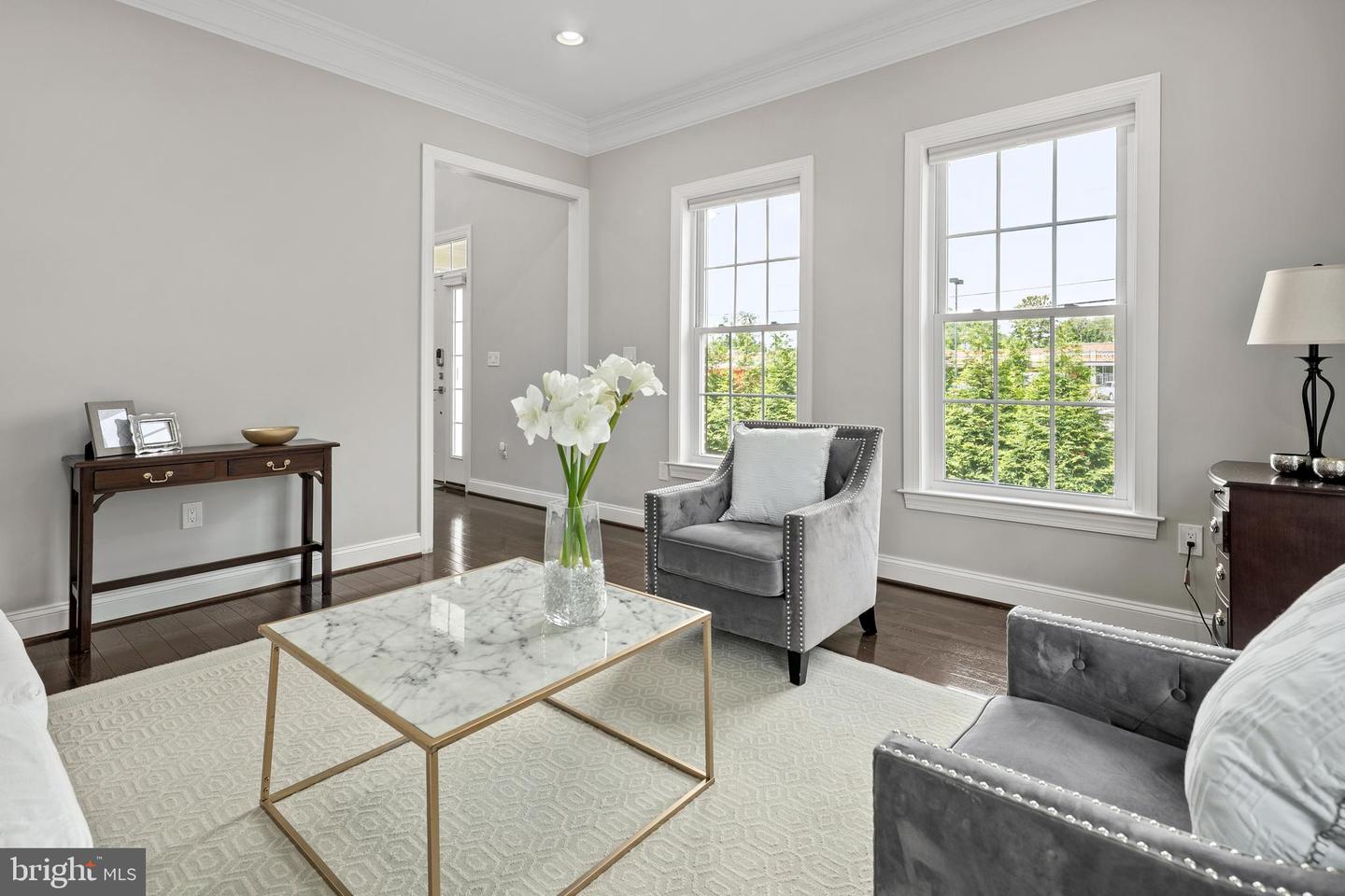 7911 FORT HUNT RD, ALEXANDRIA, Virginia 22308, 7 Bedrooms Bedrooms, ,8 BathroomsBathrooms,Residential,For sale,7911 FORT HUNT RD,VAFX2225292 MLS # VAFX2225292