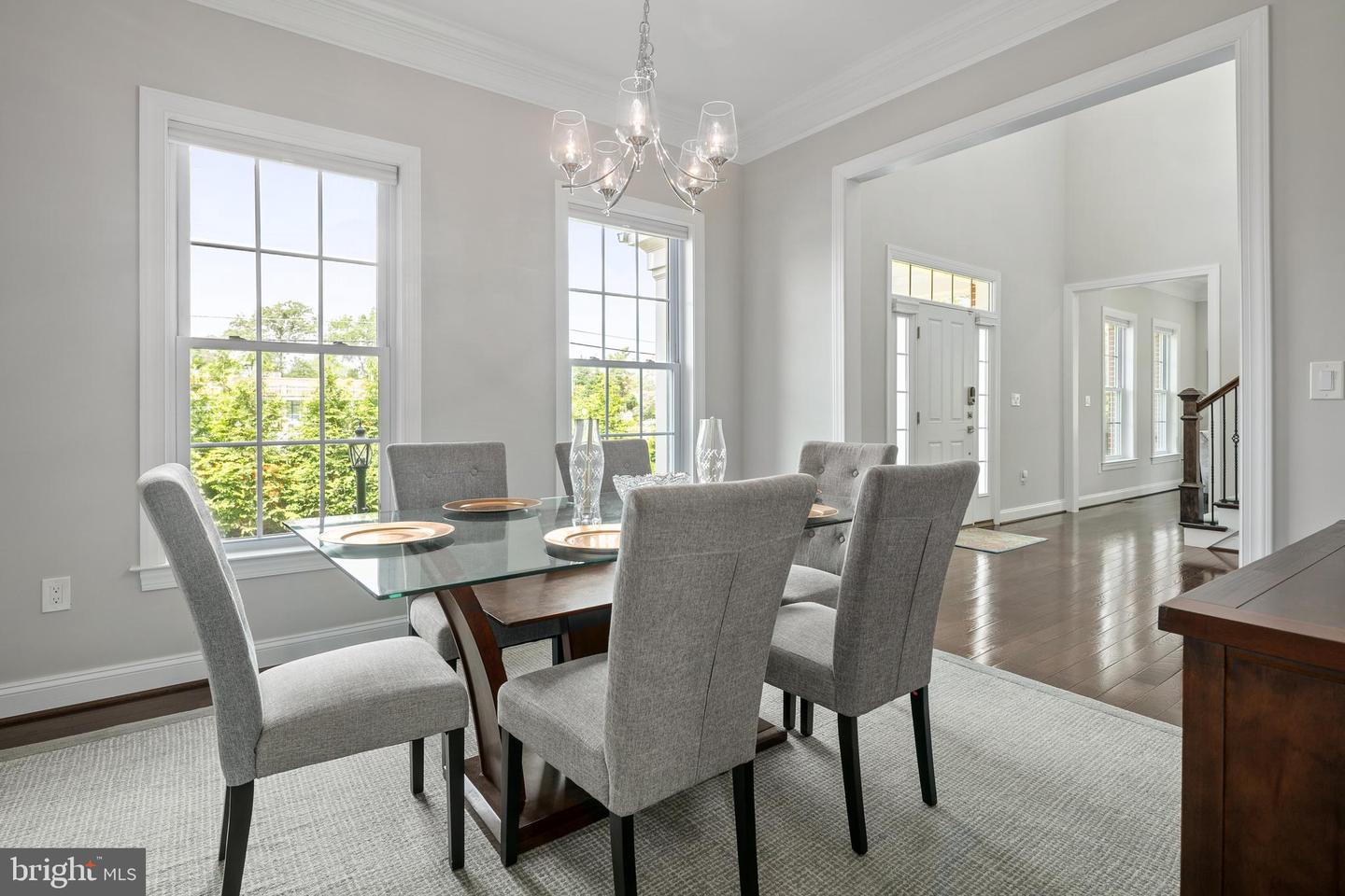 7911 FORT HUNT RD, ALEXANDRIA, Virginia 22308, 7 Bedrooms Bedrooms, ,8 BathroomsBathrooms,Residential,For sale,7911 FORT HUNT RD,VAFX2225292 MLS # VAFX2225292