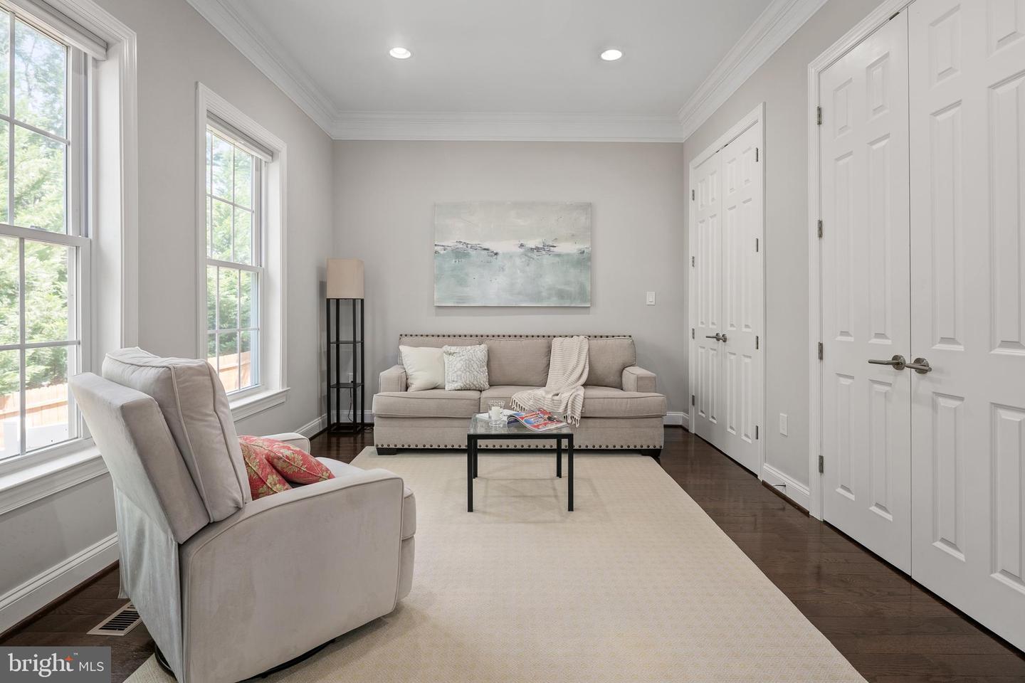 7911 FORT HUNT RD, ALEXANDRIA, Virginia 22308, 7 Bedrooms Bedrooms, ,8 BathroomsBathrooms,Residential,For sale,7911 FORT HUNT RD,VAFX2225292 MLS # VAFX2225292