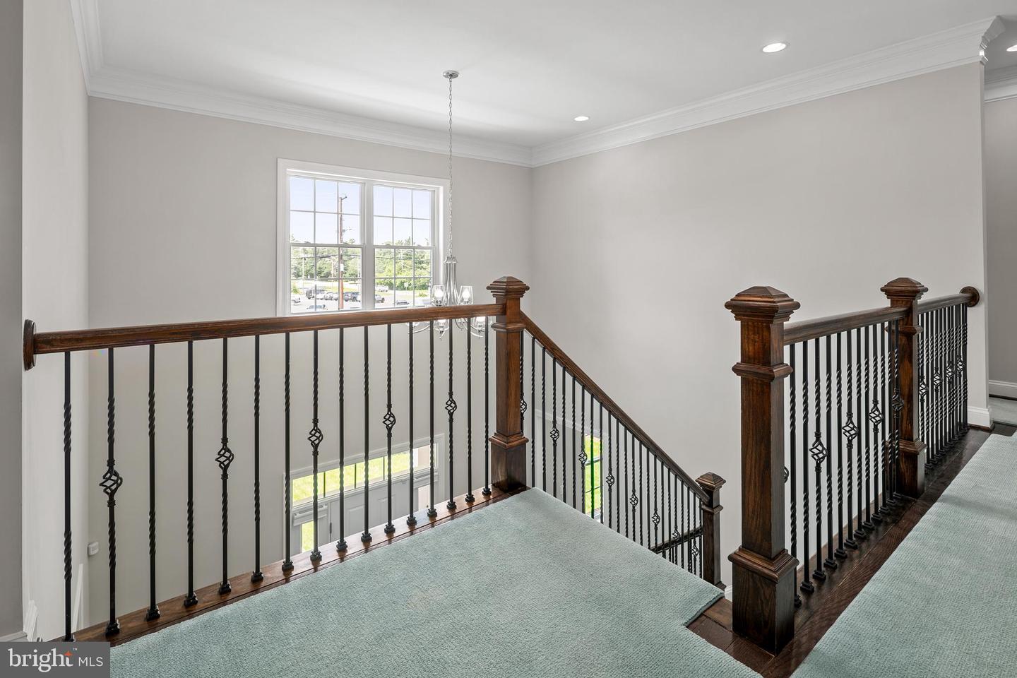 7911 FORT HUNT RD, ALEXANDRIA, Virginia 22308, 7 Bedrooms Bedrooms, ,8 BathroomsBathrooms,Residential,For sale,7911 FORT HUNT RD,VAFX2225292 MLS # VAFX2225292
