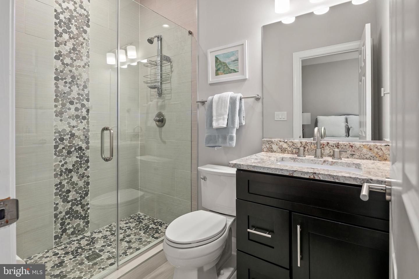 7911 FORT HUNT RD, ALEXANDRIA, Virginia 22308, 7 Bedrooms Bedrooms, ,8 BathroomsBathrooms,Residential,For sale,7911 FORT HUNT RD,VAFX2225292 MLS # VAFX2225292