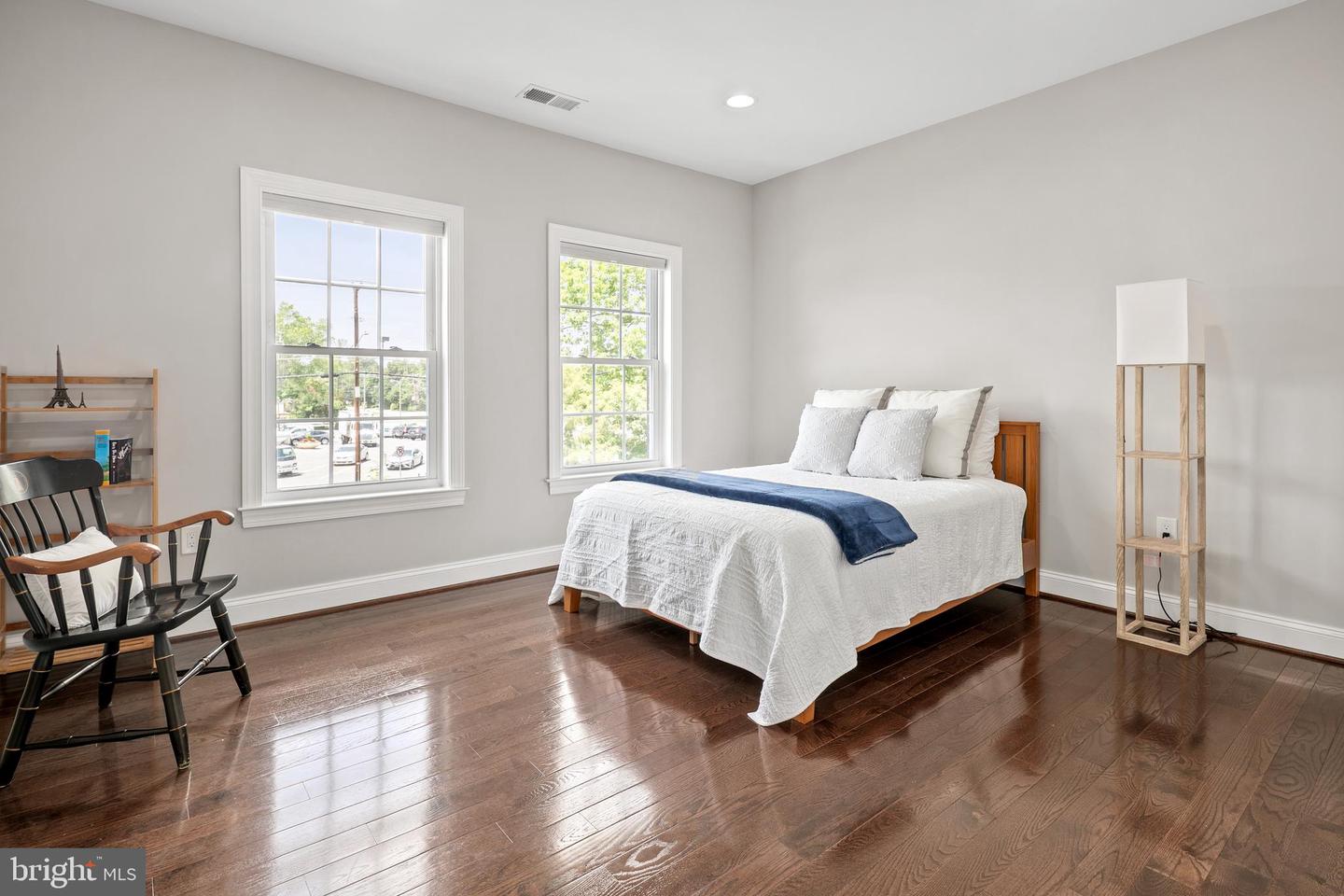 7911 FORT HUNT RD, ALEXANDRIA, Virginia 22308, 7 Bedrooms Bedrooms, ,8 BathroomsBathrooms,Residential,For sale,7911 FORT HUNT RD,VAFX2225292 MLS # VAFX2225292