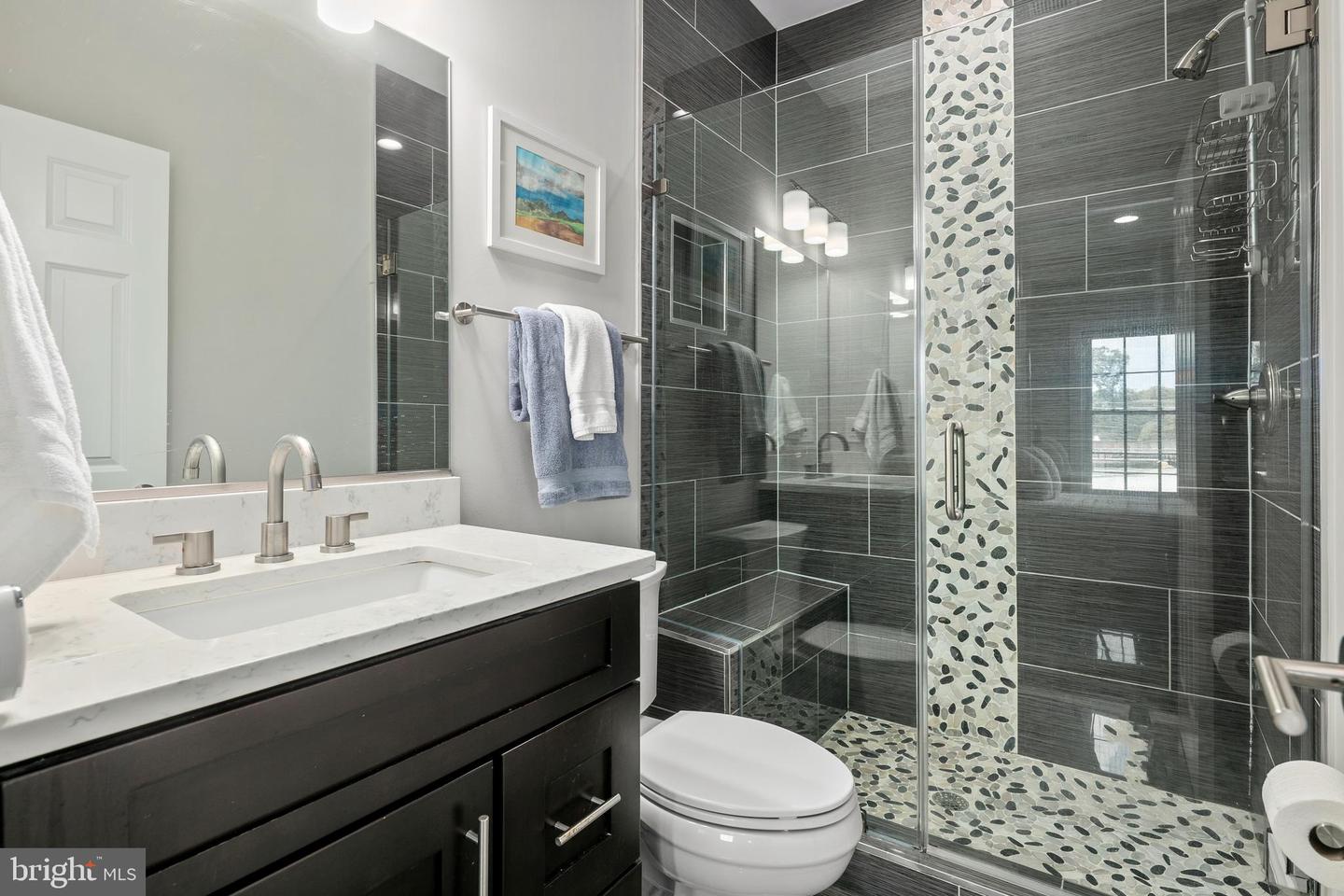 7911 FORT HUNT RD, ALEXANDRIA, Virginia 22308, 7 Bedrooms Bedrooms, ,8 BathroomsBathrooms,Residential,For sale,7911 FORT HUNT RD,VAFX2225292 MLS # VAFX2225292