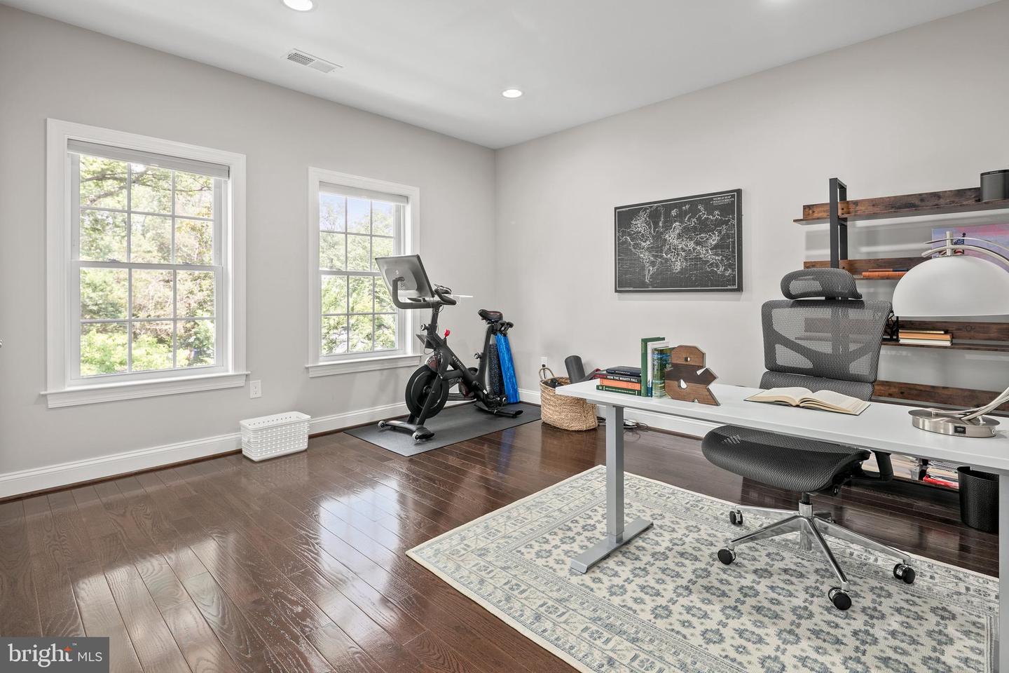 7911 FORT HUNT RD, ALEXANDRIA, Virginia 22308, 7 Bedrooms Bedrooms, ,8 BathroomsBathrooms,Residential,For sale,7911 FORT HUNT RD,VAFX2225292 MLS # VAFX2225292