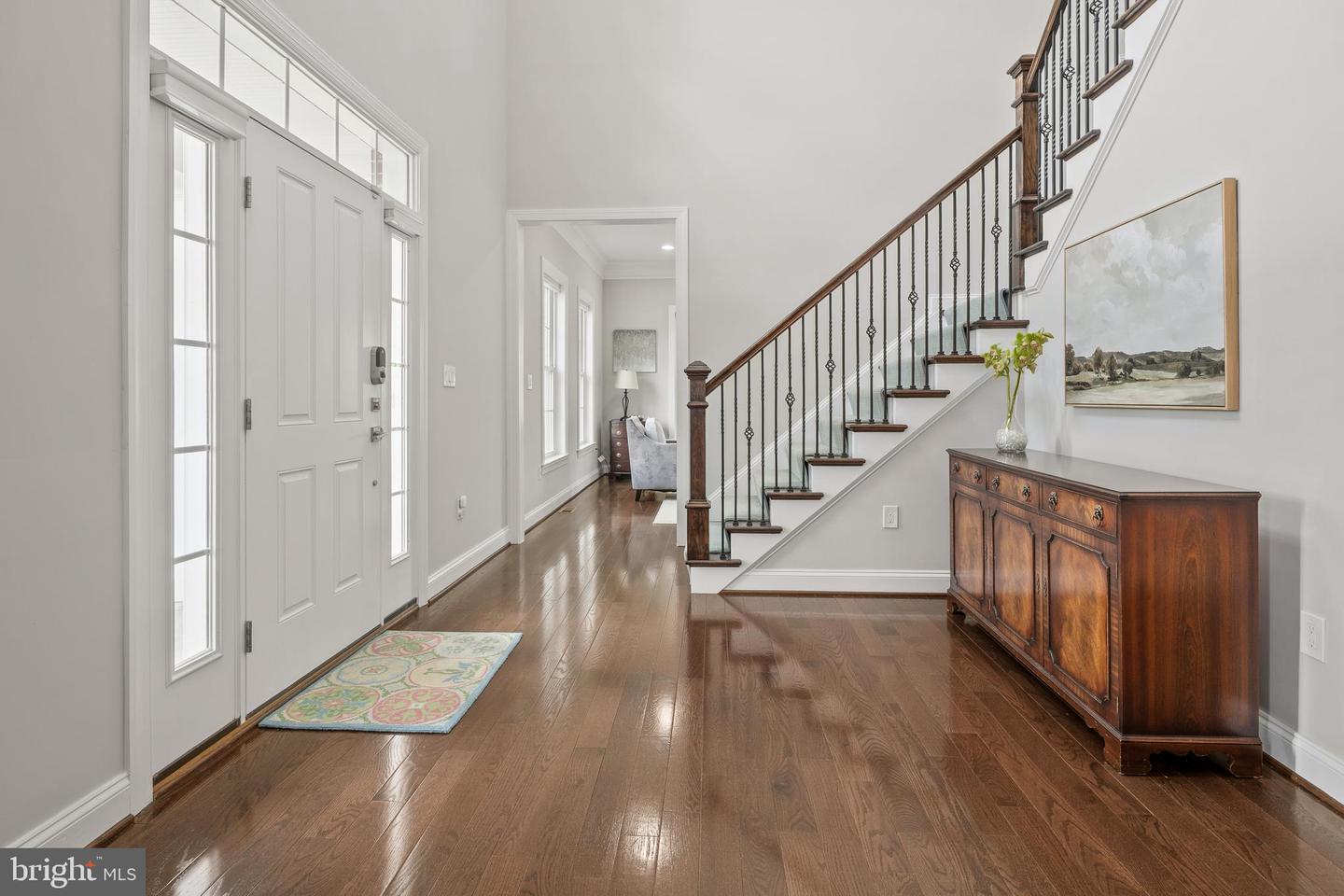 7911 FORT HUNT RD, ALEXANDRIA, Virginia 22308, 7 Bedrooms Bedrooms, ,8 BathroomsBathrooms,Residential,For sale,7911 FORT HUNT RD,VAFX2225292 MLS # VAFX2225292