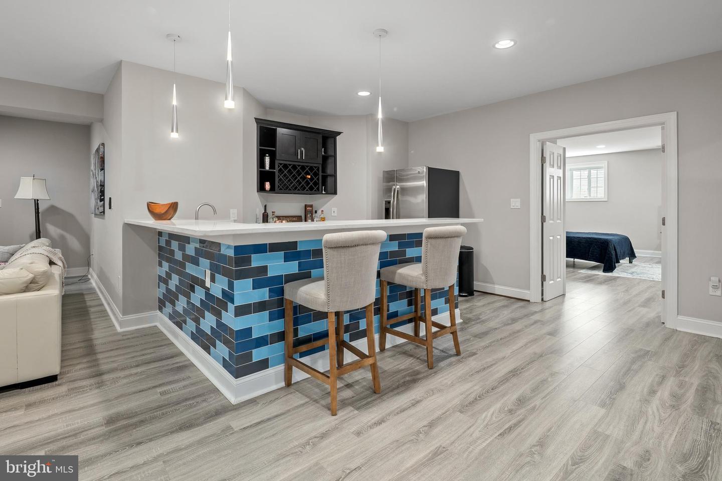 7911 FORT HUNT RD, ALEXANDRIA, Virginia 22308, 7 Bedrooms Bedrooms, ,8 BathroomsBathrooms,Residential,For sale,7911 FORT HUNT RD,VAFX2225292 MLS # VAFX2225292