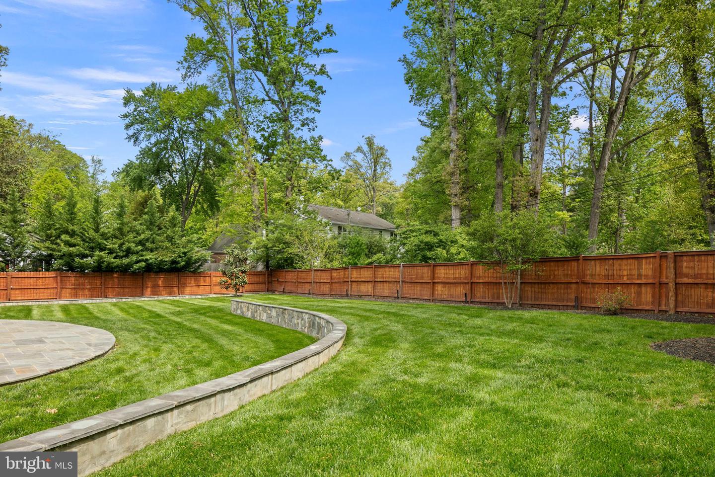 7911 FORT HUNT RD, ALEXANDRIA, Virginia 22308, 7 Bedrooms Bedrooms, ,8 BathroomsBathrooms,Residential,For sale,7911 FORT HUNT RD,VAFX2225292 MLS # VAFX2225292
