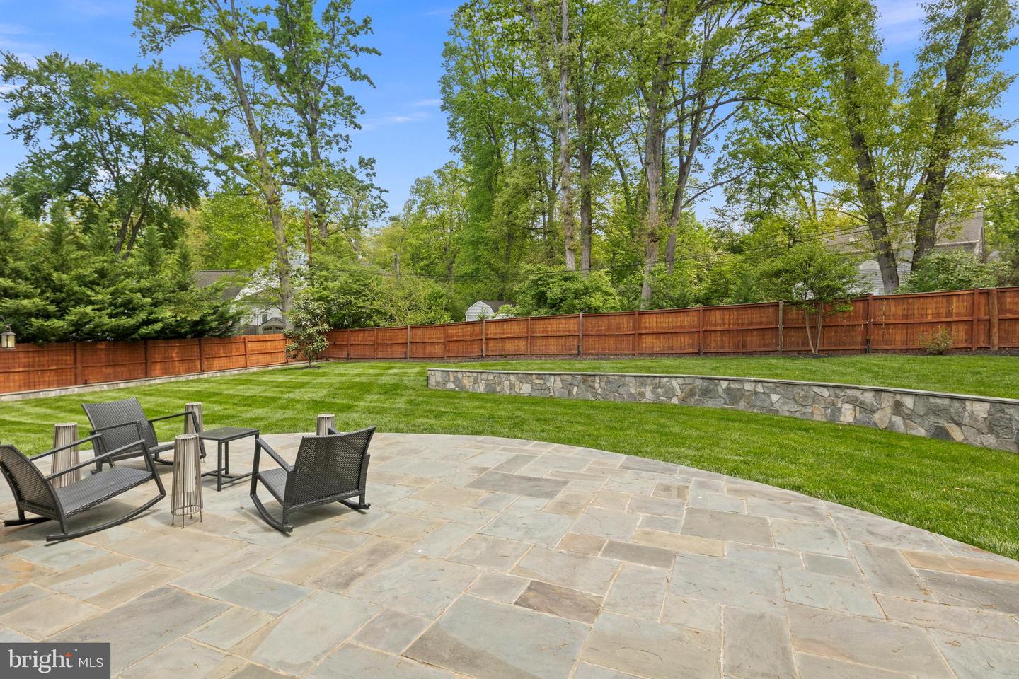7911 FORT HUNT RD, ALEXANDRIA, Virginia 22308, 7 Bedrooms Bedrooms, ,8 BathroomsBathrooms,Residential,For sale,7911 FORT HUNT RD,VAFX2225292 MLS # VAFX2225292