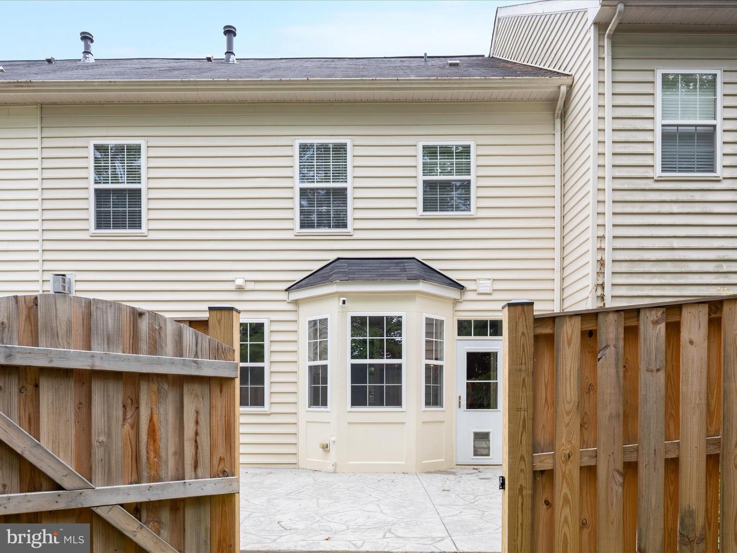 325 QUINTON OAKS CIR, STEPHENS CITY, Virginia 22655, 3 Bedrooms Bedrooms, ,2 BathroomsBathrooms,Residential,For sale,325 QUINTON OAKS CIR,VAFV2030320 MLS # VAFV2030320