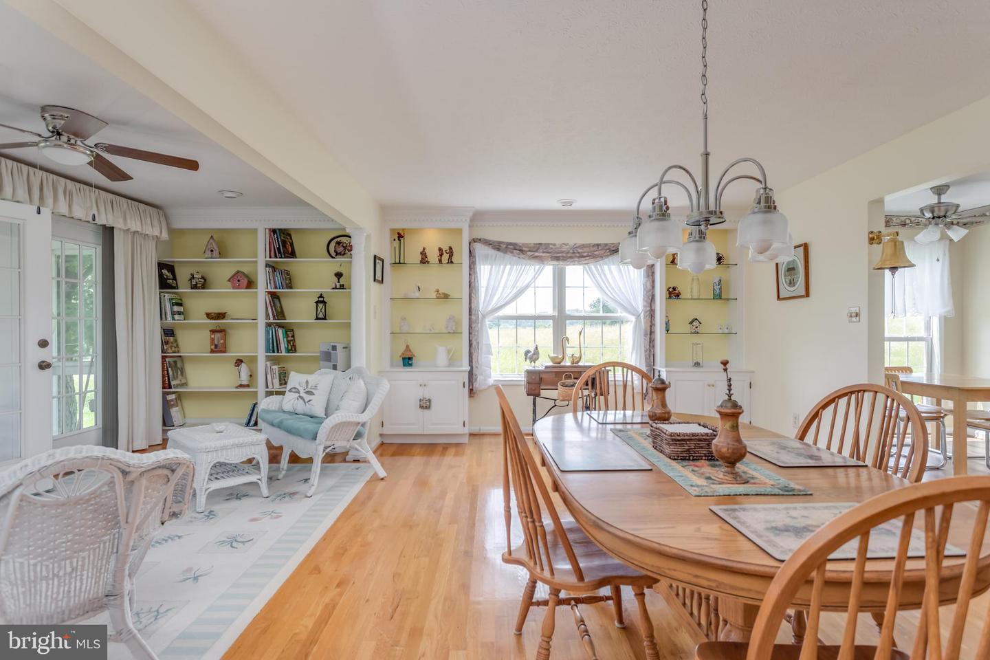 1629 PONDVIEW DR, WINCHESTER, Virginia 22601, 4 Bedrooms Bedrooms, ,3 BathroomsBathrooms,Residential,For sale,1629 PONDVIEW DR,VAWI2007308 MLS # VAWI2007308