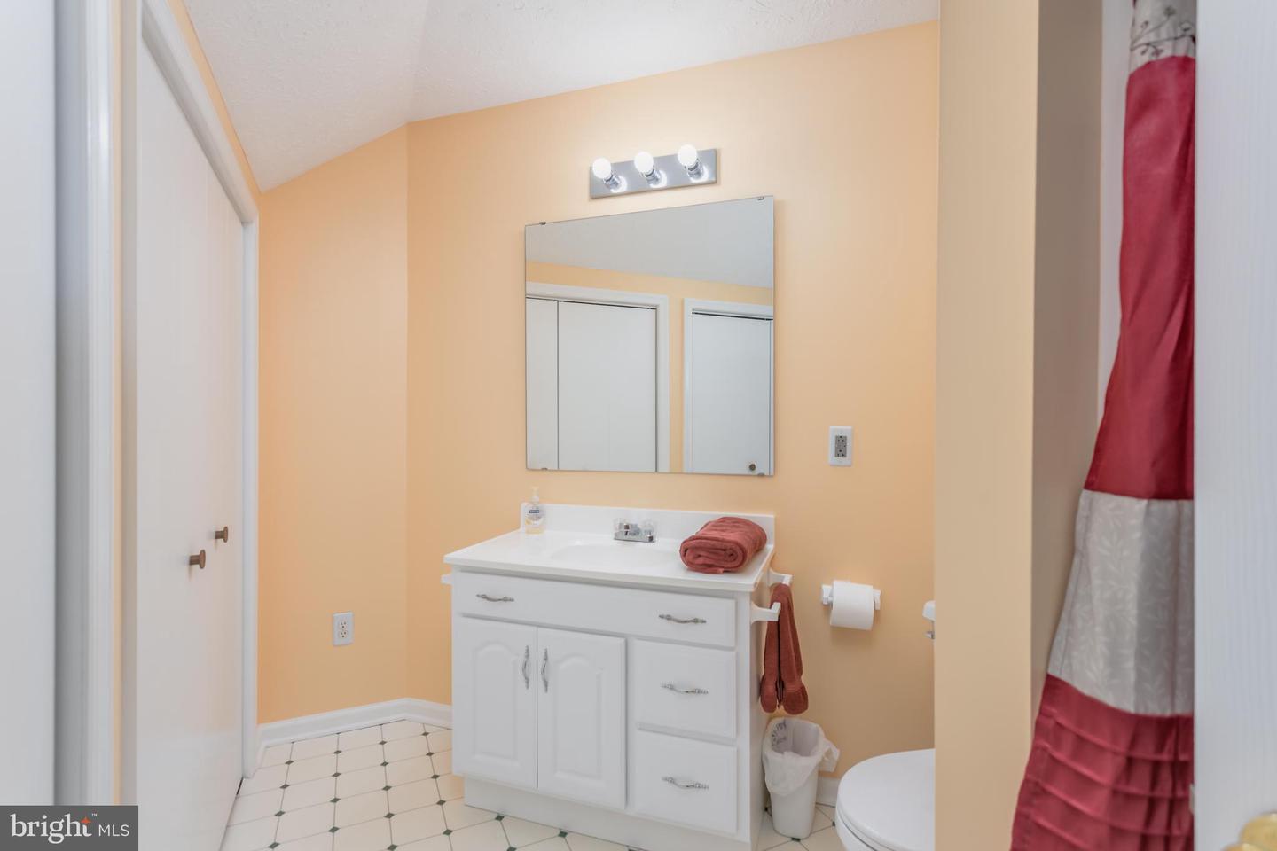 1629 PONDVIEW DR, WINCHESTER, Virginia 22601, 4 Bedrooms Bedrooms, ,3 BathroomsBathrooms,Residential,For sale,1629 PONDVIEW DR,VAWI2007308 MLS # VAWI2007308